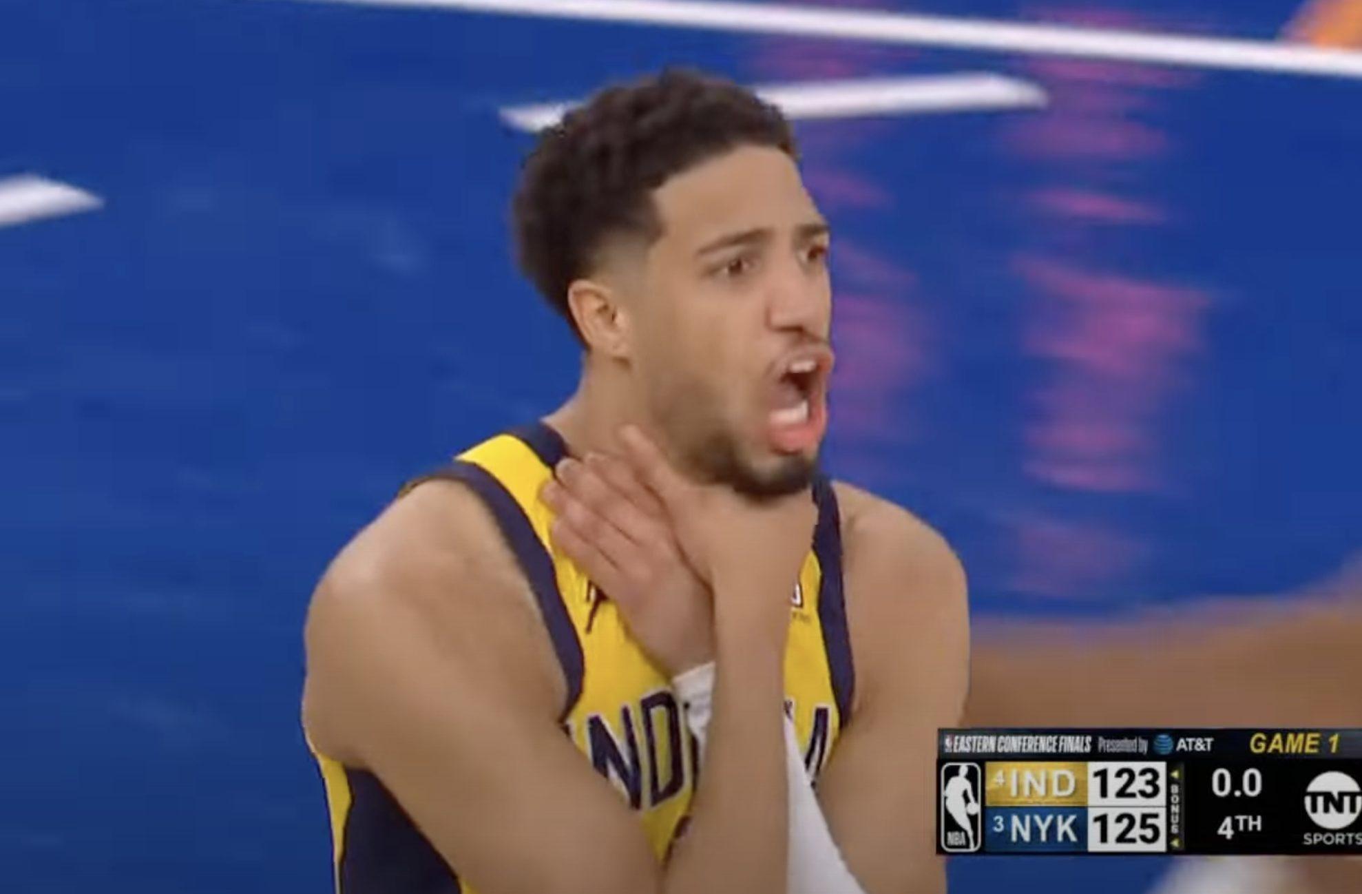 Tyrese Haliburton choke sign