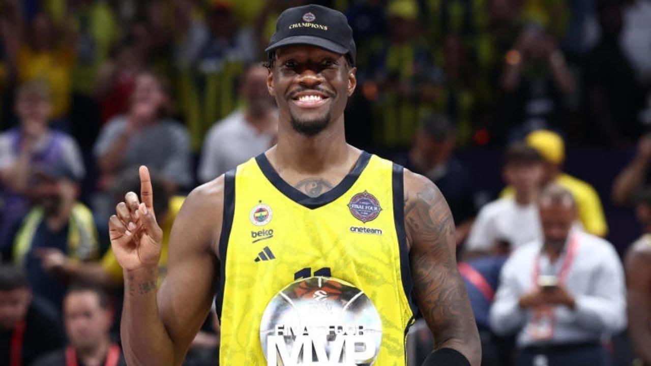Nigel Hayes-Davis 1er juillet 2025