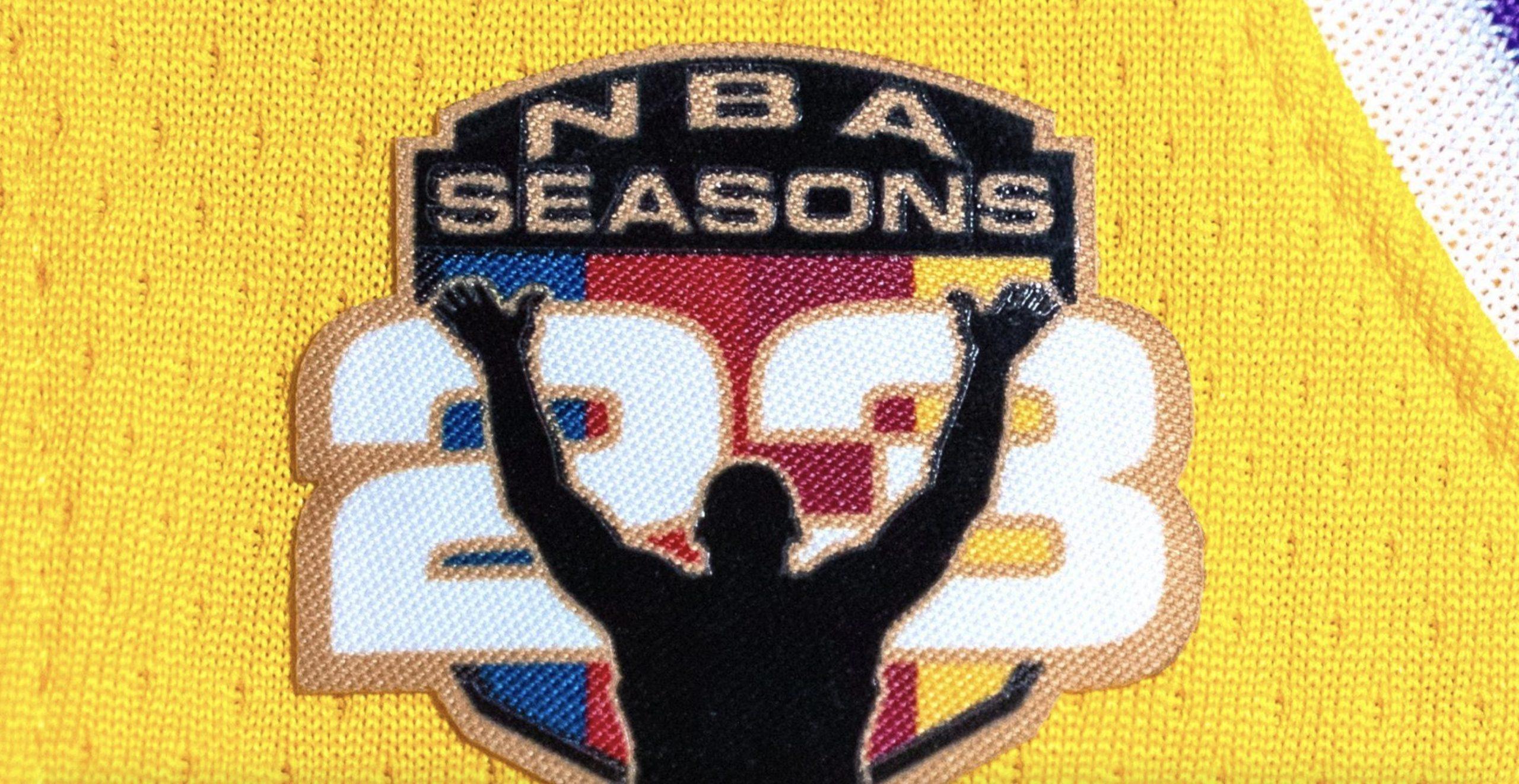 Patch LeBron James Topps