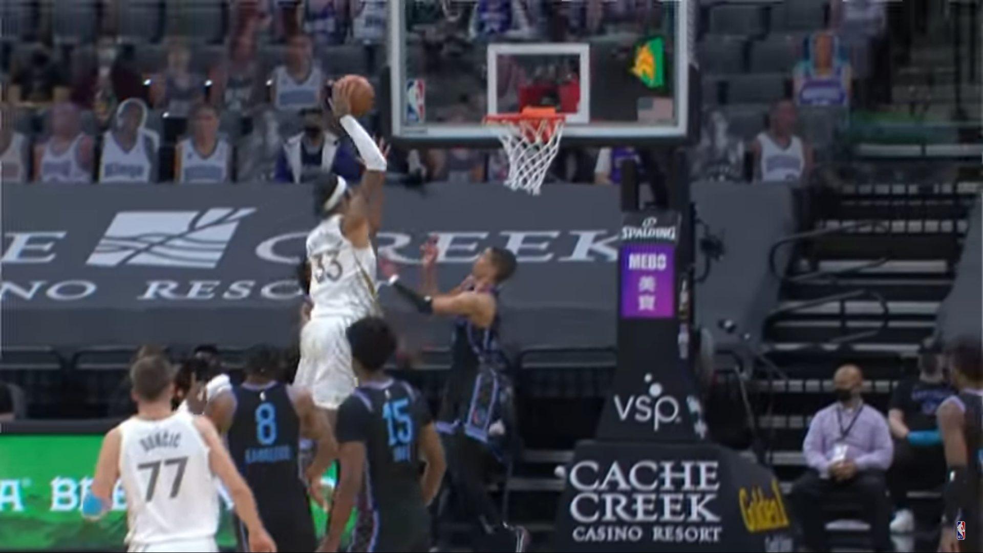 Willie Cauley Stein Mavericks Top 10 27 avril 2021