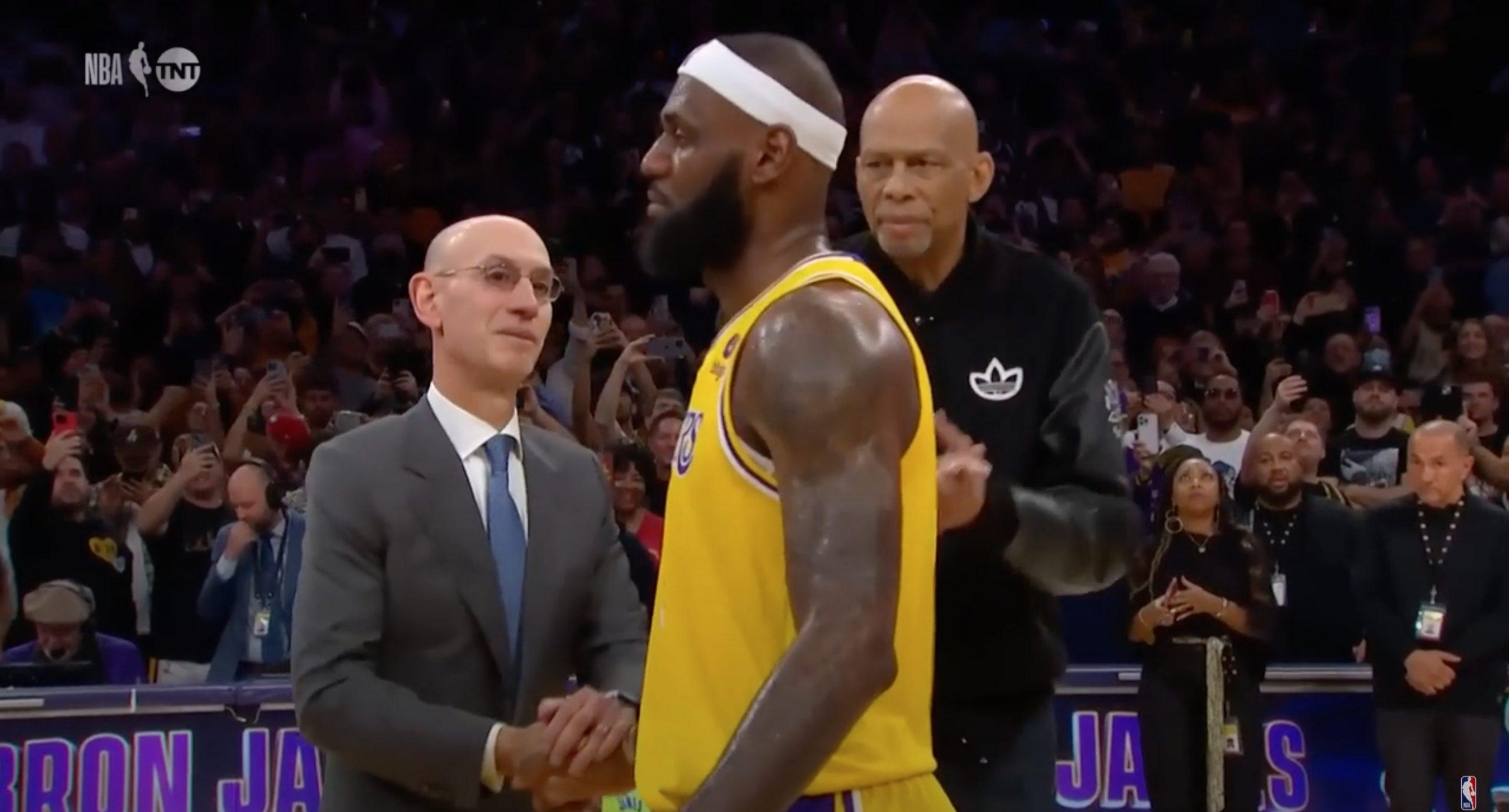 LeBron James Adam Silver 30 décembre 2024